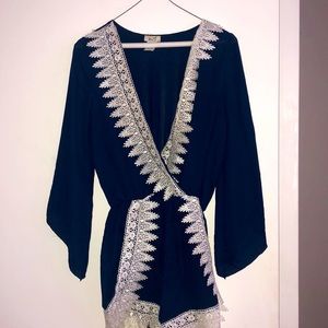 Navy and White Romper 🧿🤍